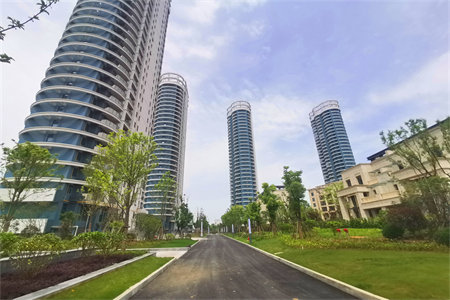 城南城建清华园3室2厅2卫128m2出售送车位